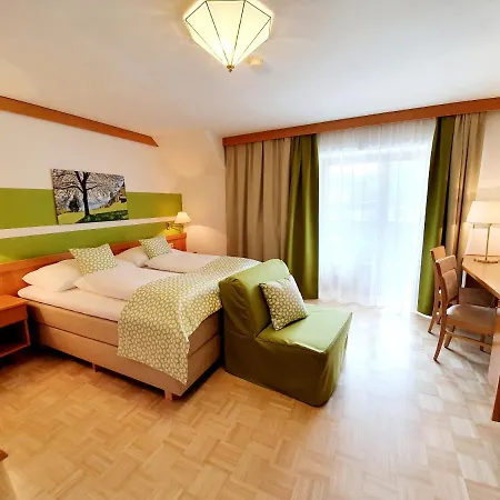 Thomann Guest house